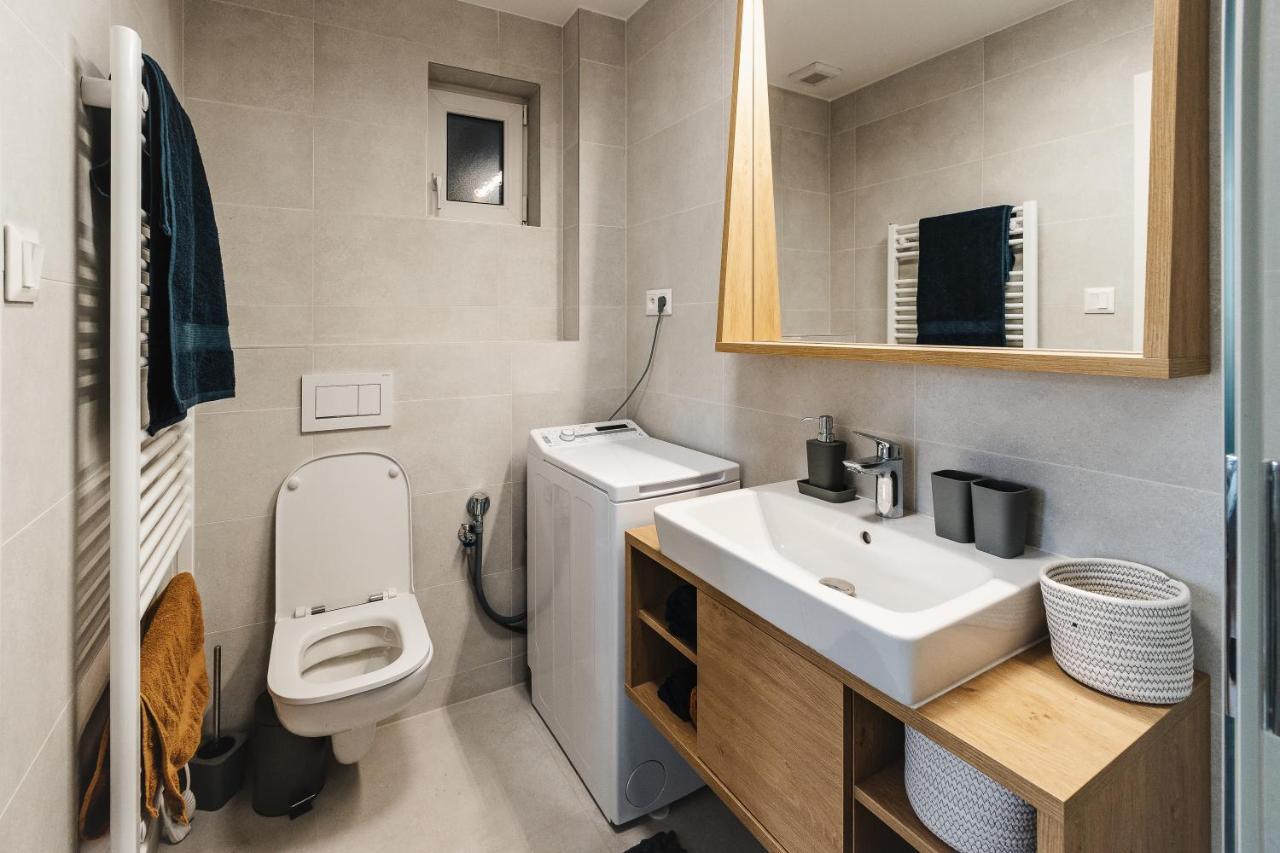 Apartment Friends Bratislava Downtown !!! Luaran gambar